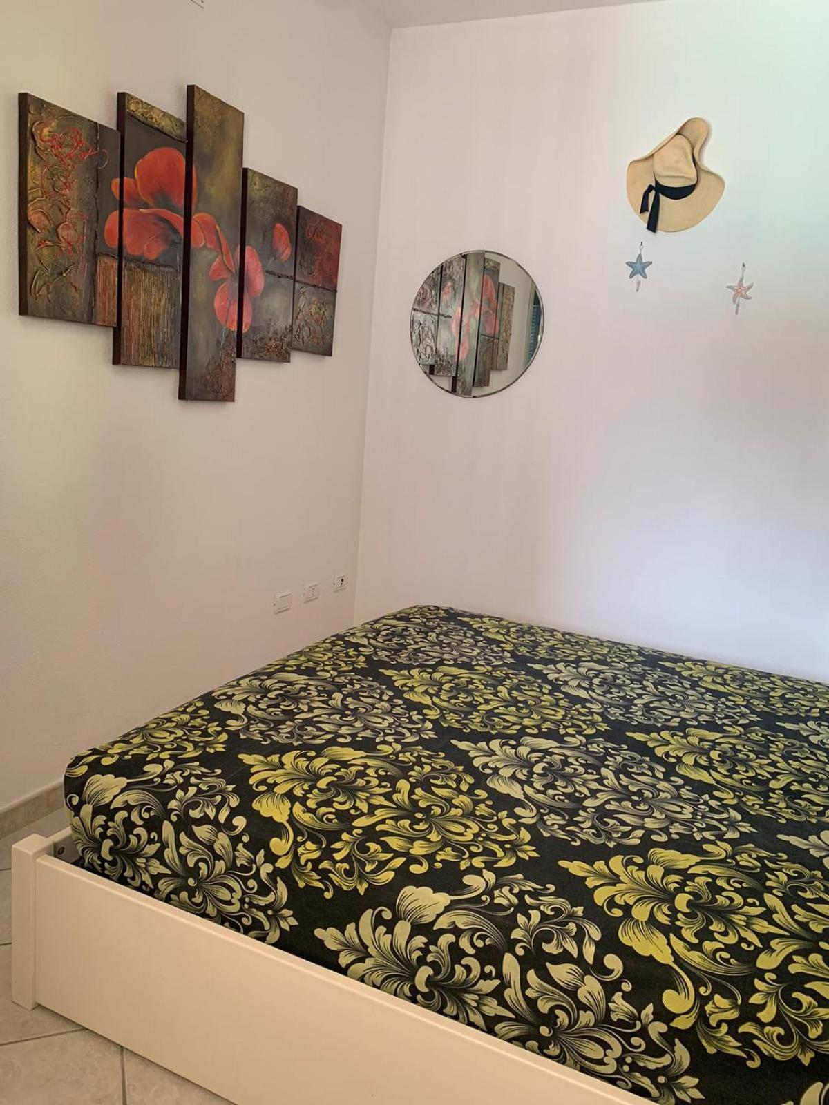 Sea Paradise Apartment 瓦雷多利亚 外观 照片